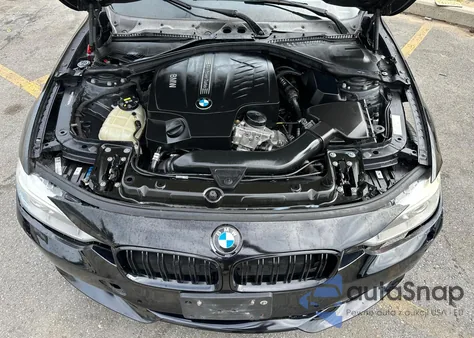 2015 BMW 335 Xi z USA, uszkodzony, nr VIN WBA3B9G55FNR95011